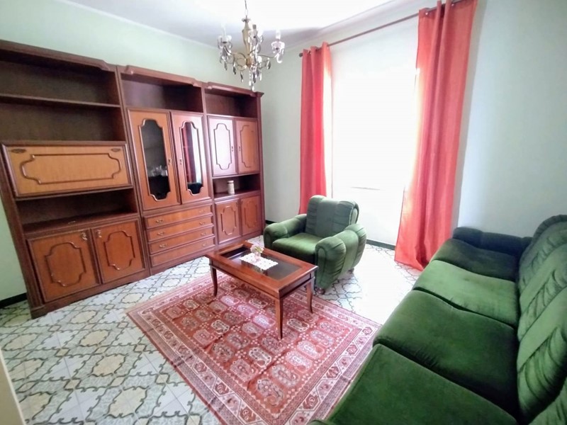 Appartamento in Vendita a Tagliacozzo, 85'000€, 80 m²
