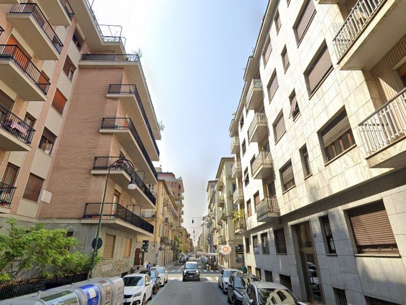 Monolocale in Affitto a Torino, zona San Salvario, 600€, 30 m², arredato