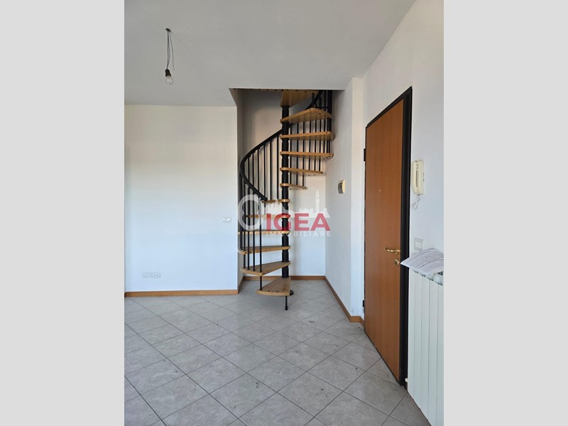 Appartamento in Vendita a Siena, zona Isola D'arbia, 245'000€, 104 m², con Box