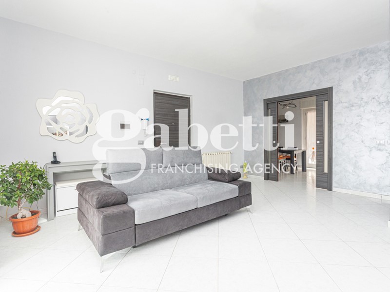 Trilocale in Vendita a Marano di Napoli, 198'000€, 80 m²