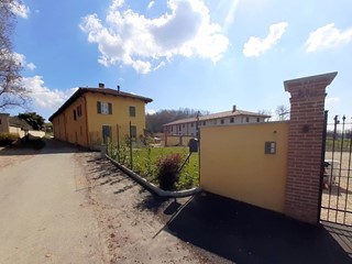Villa in Vendita a Pecetto Torinese, 363'000€, 135 m²