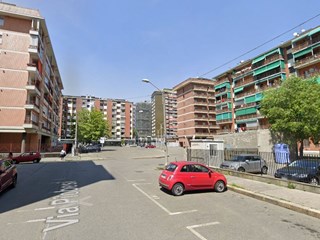 Trilocale in Affitto a Torino, zona Mirafiori Sud, 750€, 70 m², arredato