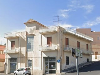 Casa Indipendente in Vendita a Modica, zona Modica Alta, 220'000€, 200 m²