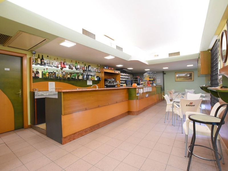 Immobile commerciale in Vendita a Sassari, 250'000€, 100 m², arredato