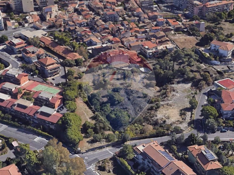 Terreno edificabile in Vendita a Catania, zona Cibali, 1'200'000€, 10872 m²