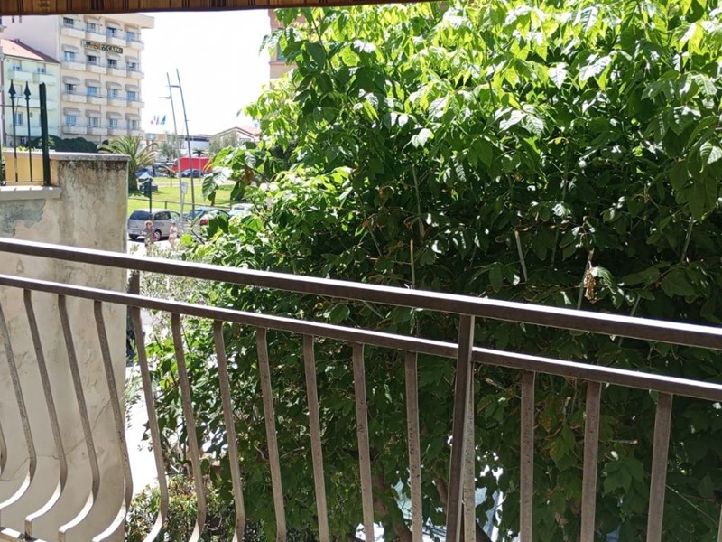 Appartamento in Vendita a Camaiore, zona Lido di Camaiore, 410'000&euro;, 105 m²