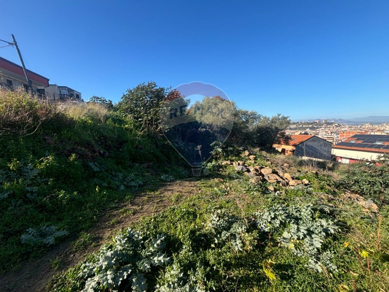 Terreno edificabile in Vendita a Paternò, 65'000€, 300 m²
