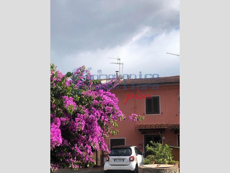 Casa Indipendente in Vendita a San Giuliano Terme, zona Colignola, 105'000€, 95 m², con Box