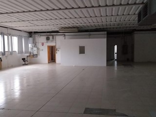Capannone in Affitto a Vinci, 3'200€, 720 m²