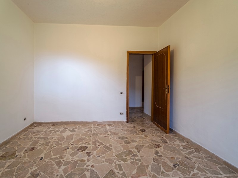 Trilocale in Vendita a Messina, 105'000€, 105 m²