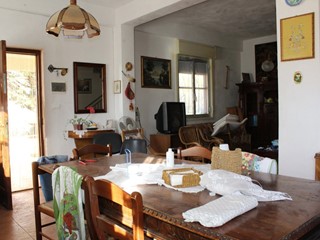 Villa in Vendita a Villafrati, 120'000€, 170 m², arredato