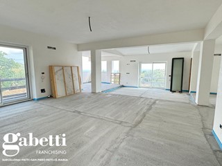 Villa in Vendita a Gioiosa Marea, 349'000€, 250 m²