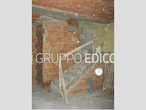 Casa Semi Indipendente in Vendita a Faenza, 73'000€, 121 m²