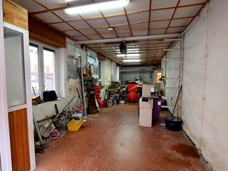 Immobile commerciale in Vendita a Genova, zona San Fruttuoso, 80'000€, 51 m²