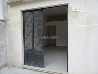 Capannone in Affitto a Senigallia, zona Centro, 600€, 20 m²