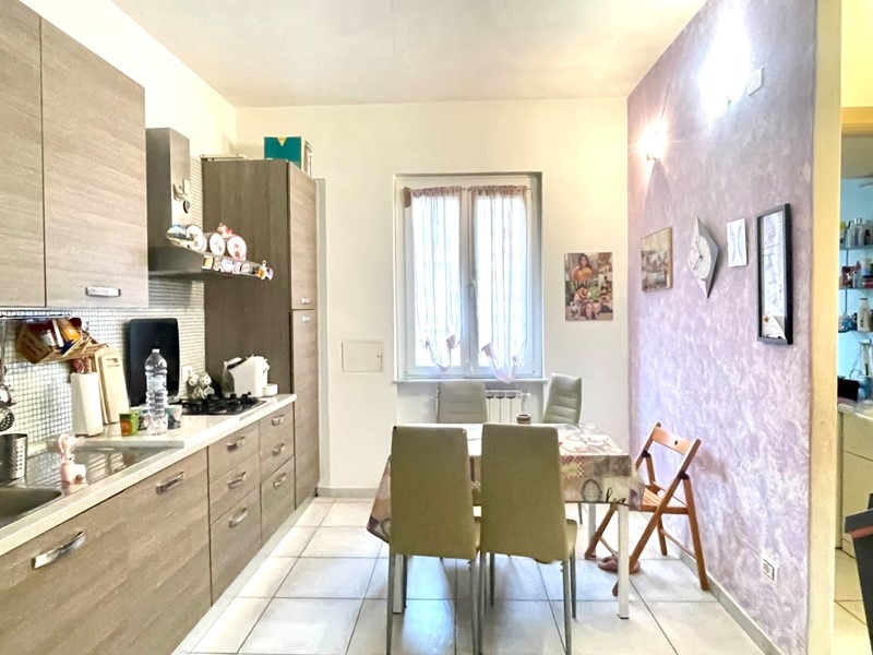 Quadrilocale in Vendita a La Spezia, zona NORD, 125'000€, 82 m²
