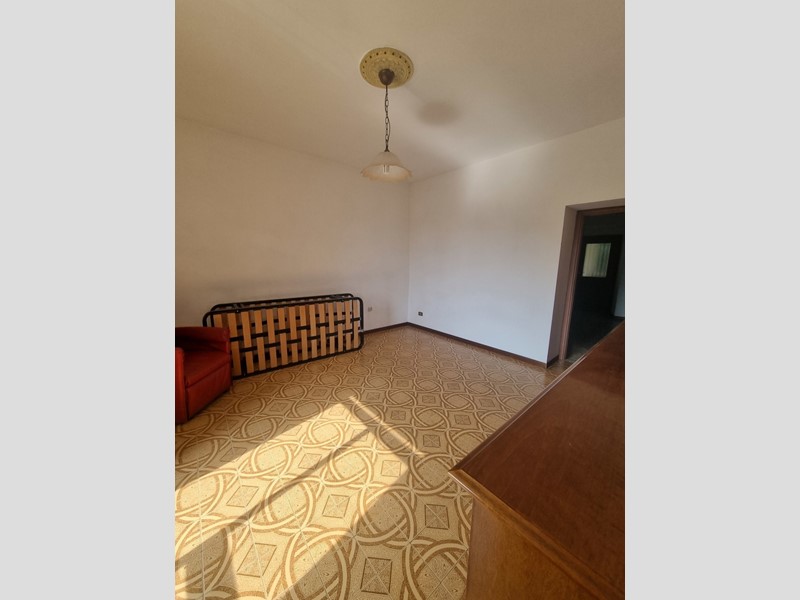 Bilocale in Vendita a Vobarno, 68'000€, 78 m²