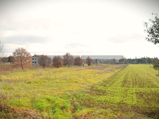 Terreno industriale in Vendita a Perugia, zona Balanzano, 198'000€, 3600 m²