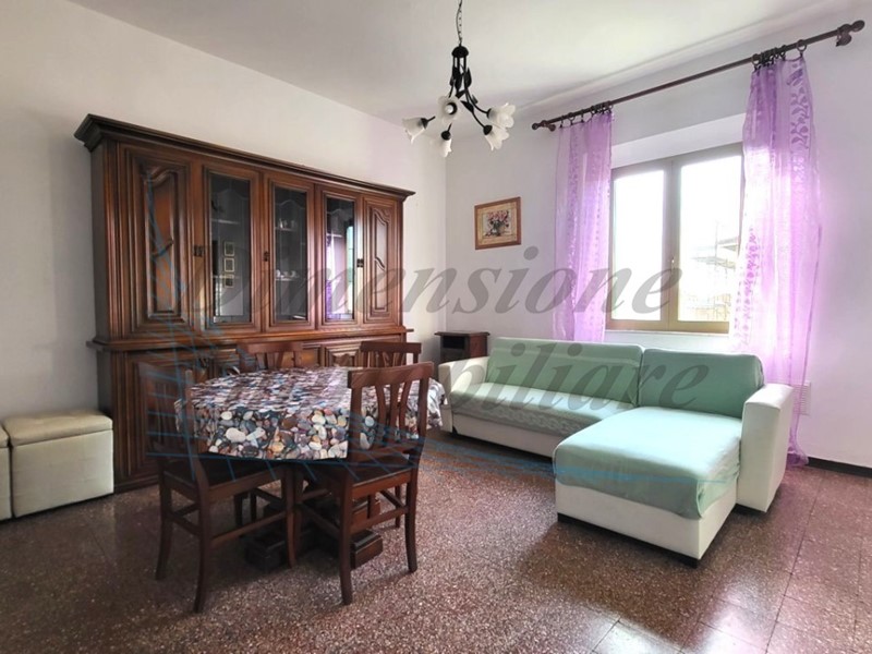 Trilocale in Vendita a Rosignano Marittimo, zona Rosignano Solvay, 155'000€, 66 m²