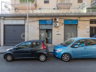 Immobile commerciale in Vendita a Catania, 99'000€, 88 m²
