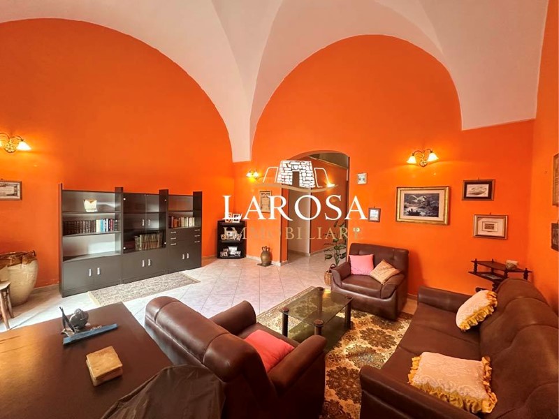 Casa Indipendente in Vendita a Vernole, zona Pisignano, 115'000€, 120 m²