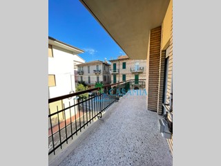 Quadrilocale in Vendita a Grottammare, 207'000€, 115 m²