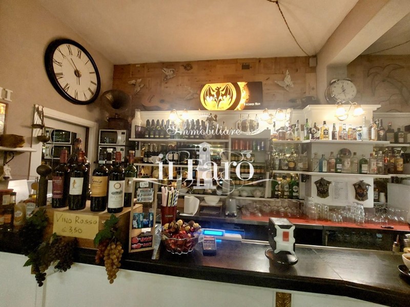 Negozio in Vendita a Viareggio, 50'000€, 50 m²