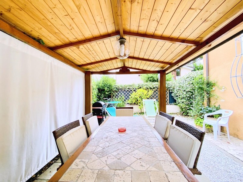 Quadrilocale in Affitto a Pietrasanta, zona Marina di Pietrasanta, 2'200€, 75 m², arredato