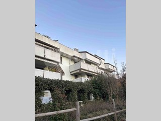 Appartamento in Vendita a Verona, 290'000€, 130 m²