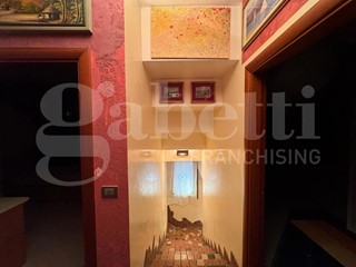 Villa bifamiliare in Vendita a Chioggia, 215'000€, 170 m², arredato, con Box