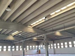 Capannone in Affitto a Verbania, zona FONDOTOCE TECNOPARCO , 5'500€, 1680 m²