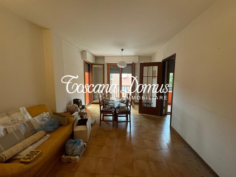 Appartamento in Vendita a Siena, 320'000&euro;, 120 m², arredato, con Box