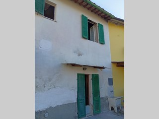 Casa Indipendente in Vendita a Pisa, 170'000€, 70 m²