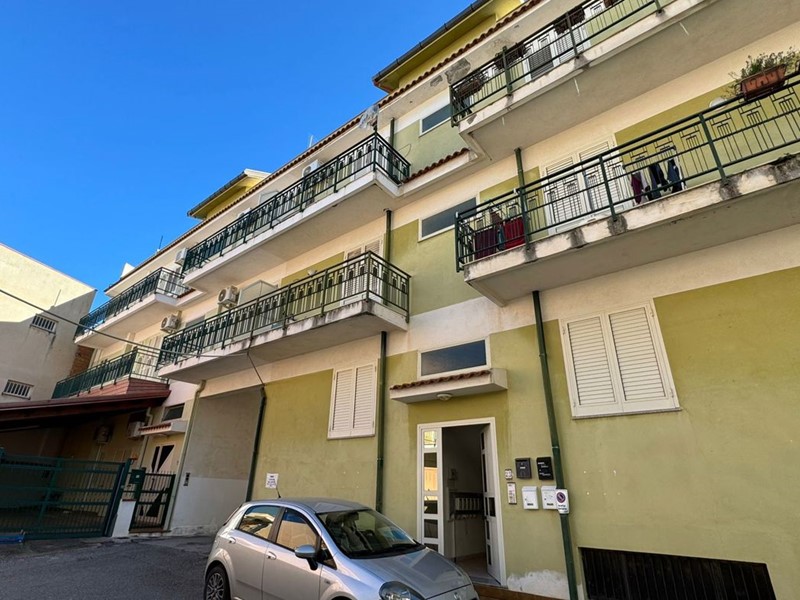 Trilocale in Vendita a Oliveri, 65'000€, 50 m², arredato