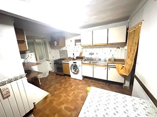 Casa Semi Indipendente in Vendita a Carrara, zona Fossola, 50'000€, 70 m²