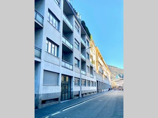 Appartamento in Vendita a Como, 735'000€, 140 m²