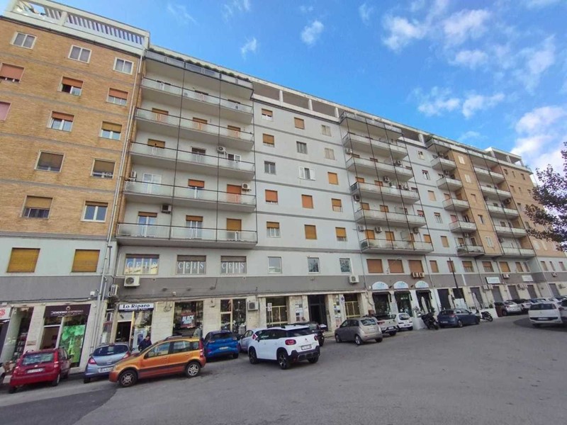 Quadrilocale in Vendita a Siracusa, zona Adda Gelone Timoleonte, 230'000&euro;, 