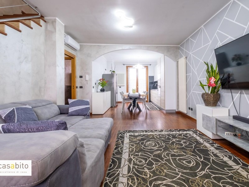 Villetta a schiera in Vendita a Pognano, 195'000€, 135 m², con Box