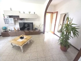 Villa bifamiliare in Vendita a Chioggia, 180'000€, 120 m², arredato