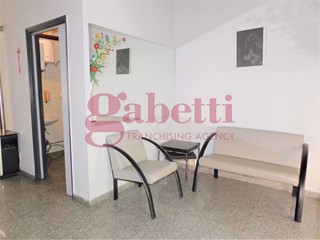 Negozio in Affitto a Venafro, 400&euro;, 41 m²