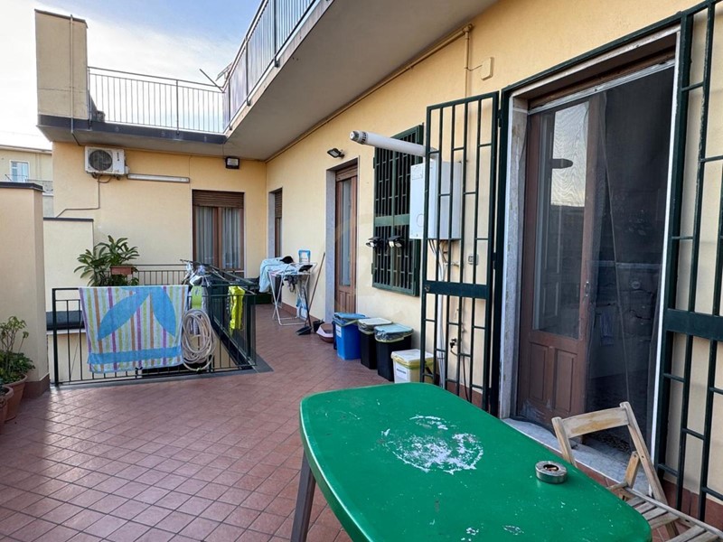 Casa Indipendente in Vendita a Aci Sant'Antonio, zona Circonvallazione, 210'000€, 165 m², con Box