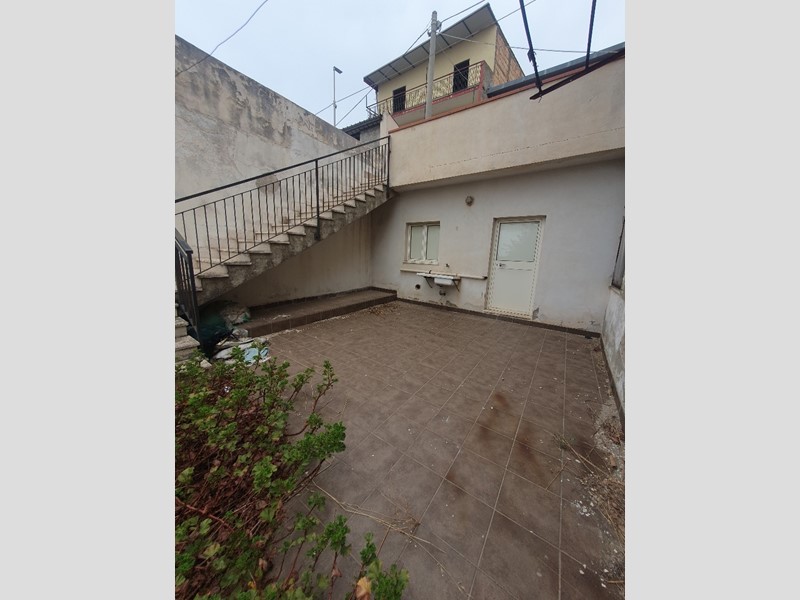 Trilocale in Vendita a Reggio Calabria, 60'000€, 70 m²
