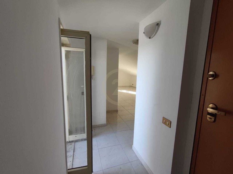 Mansarda in Vendita a Gravina di Catania, zona Centro, 60'000&euro;, 50 m²
