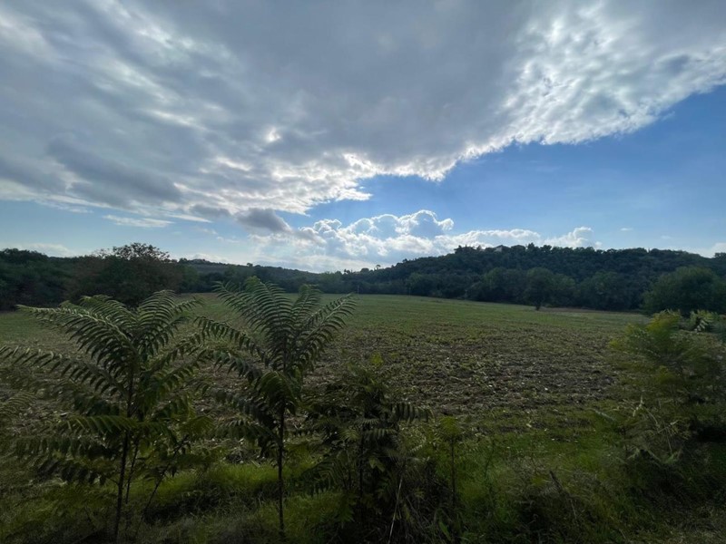 Terreno industriale in Vendita a Marsciano, zona Frazioni, 119'000€, 407 m²