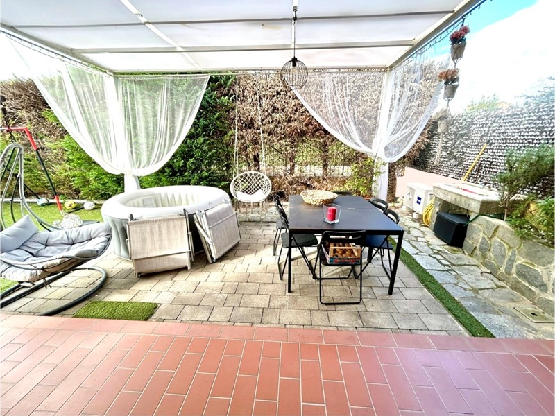 Casa Semi Indipendente in Vendita a Sarzana, zona San Lazzaro, 310'000€, 120 m²