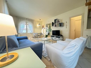 Appartamento in Affitto a Forte dei Marmi, 45'000€, 120 m², arredato