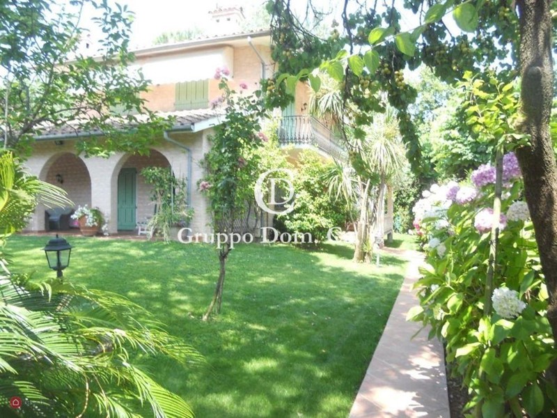 Villa in Affitto a Forte dei Marmi, 20'000€, 150 m², arredato