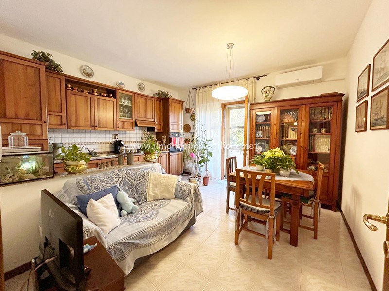 Quadrilocale in Vendita a Rosignano Marittimo, zona Vada, 220'000€, 95 m², arredato, con Box