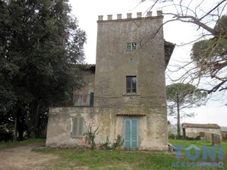Villa in Vendita a Cerreto Guidi, 700'000€, 750 m², con Box