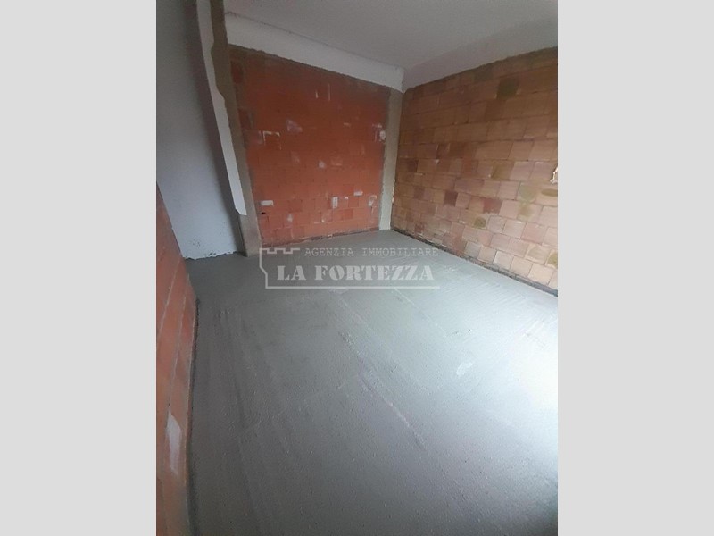 Trilocale in Vendita a Pisa, 230'000€, 70 m²